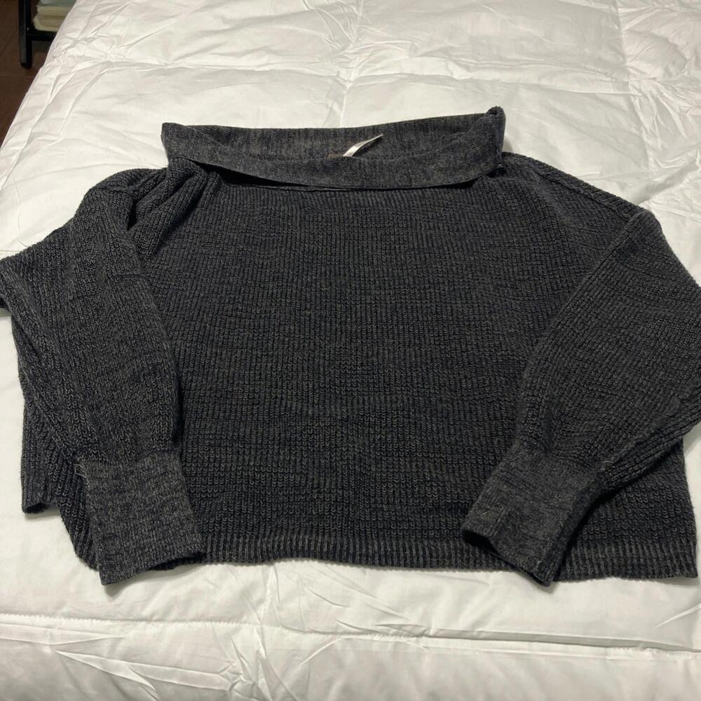 Free People Womens Black Knit Off Shoulder, Cropped Sweater Size XS